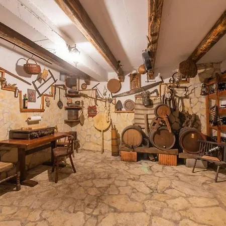 Dola With Private Pool Villa Ercegovci