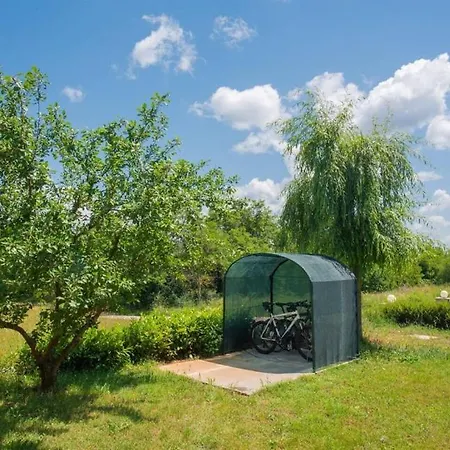 Dola With Private Pool Villa *