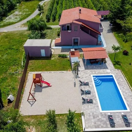 Dola With Private Pool Villa