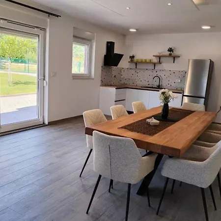 Vila Dola With Private Pool *